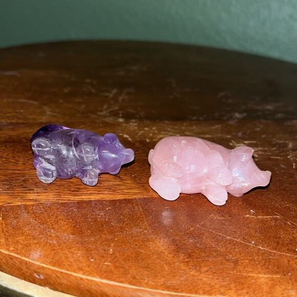 Pair natural crystal carved pigs - Picture 6 of 7